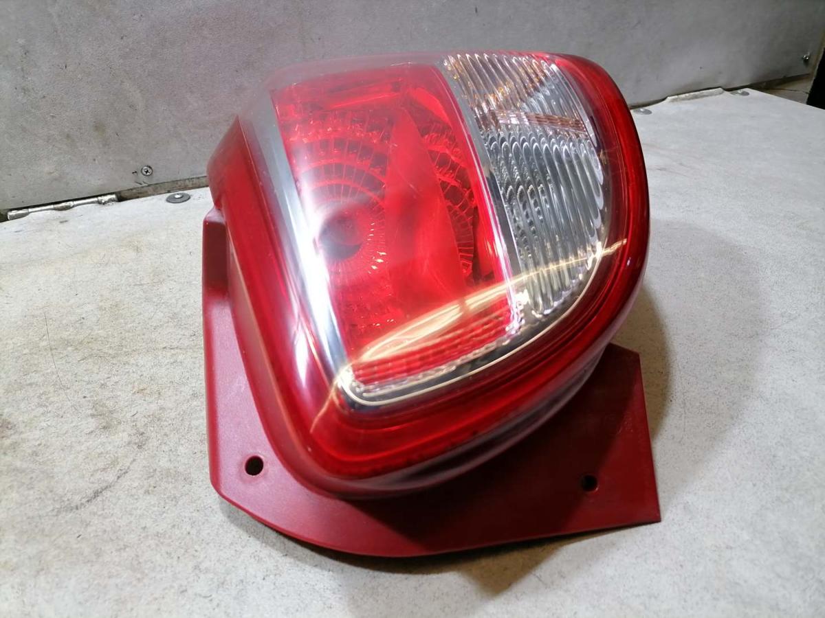 Hyundai I10 IA original R&uuml;cklicht R&uuml;ckleuchte Schlussleuchte rechts Bj.2016